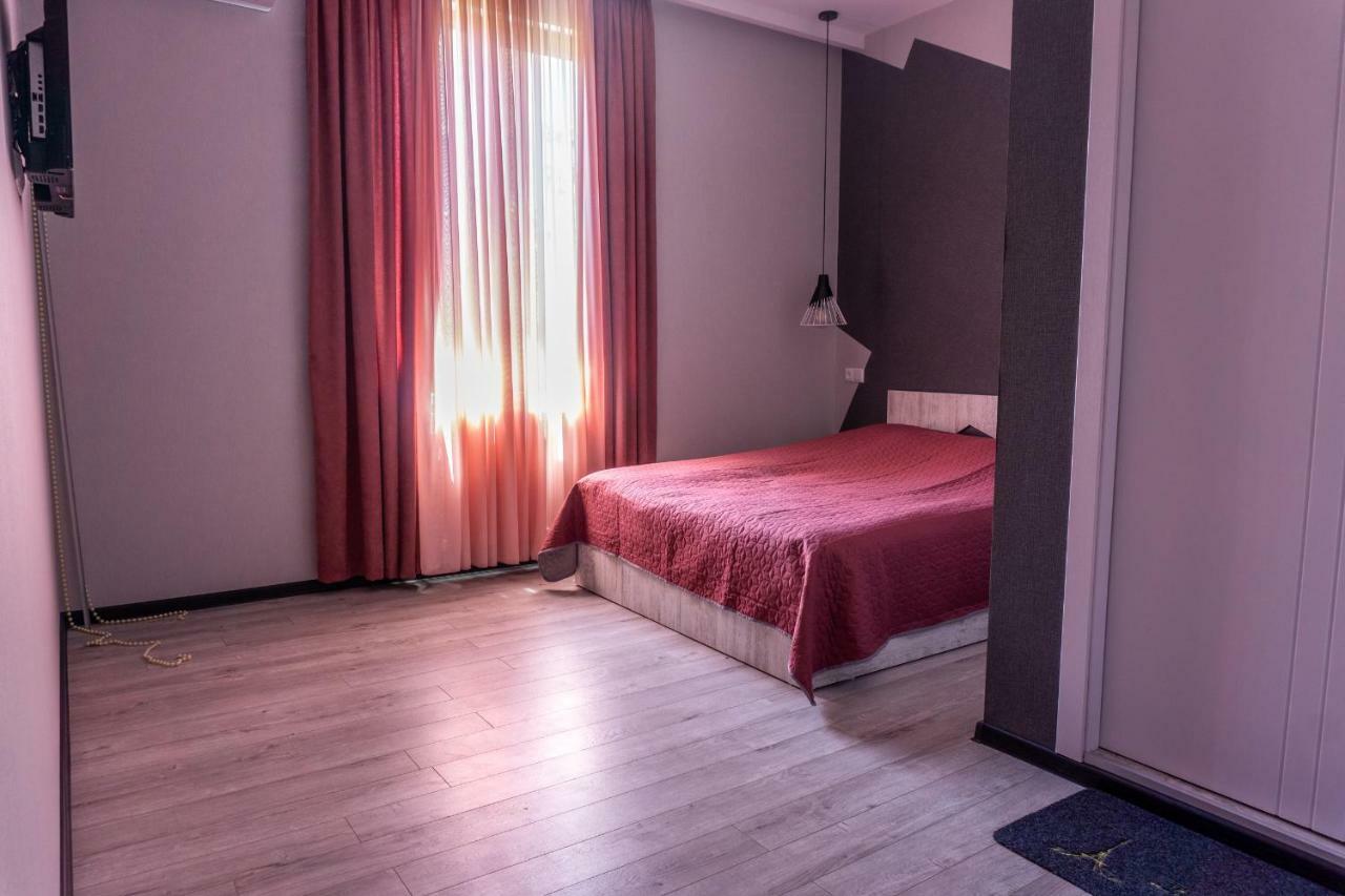 Guesthouse Kado Tiflis Exterior foto