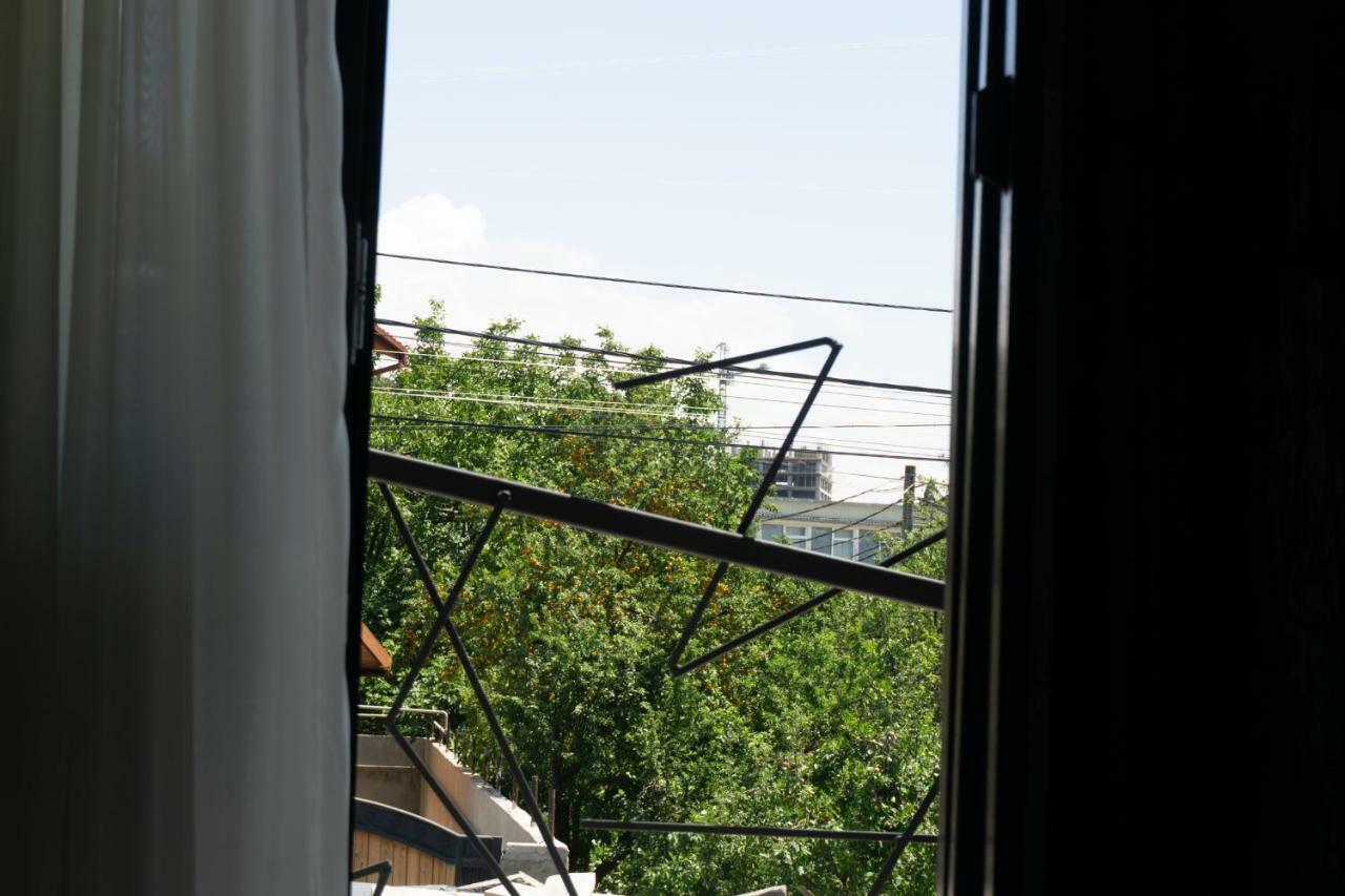 Guesthouse Kado Tiflis Exterior foto